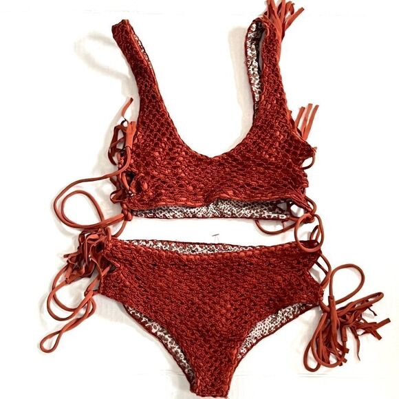 Acacia Crochet Hunter Rust Color Bikini Top and Bottom Mai Tai Sz S Host Pick - Picture 6 of 9